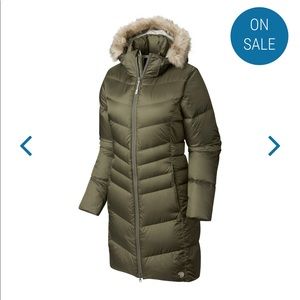 Mountain Hardwear Women’s Downtown Coat